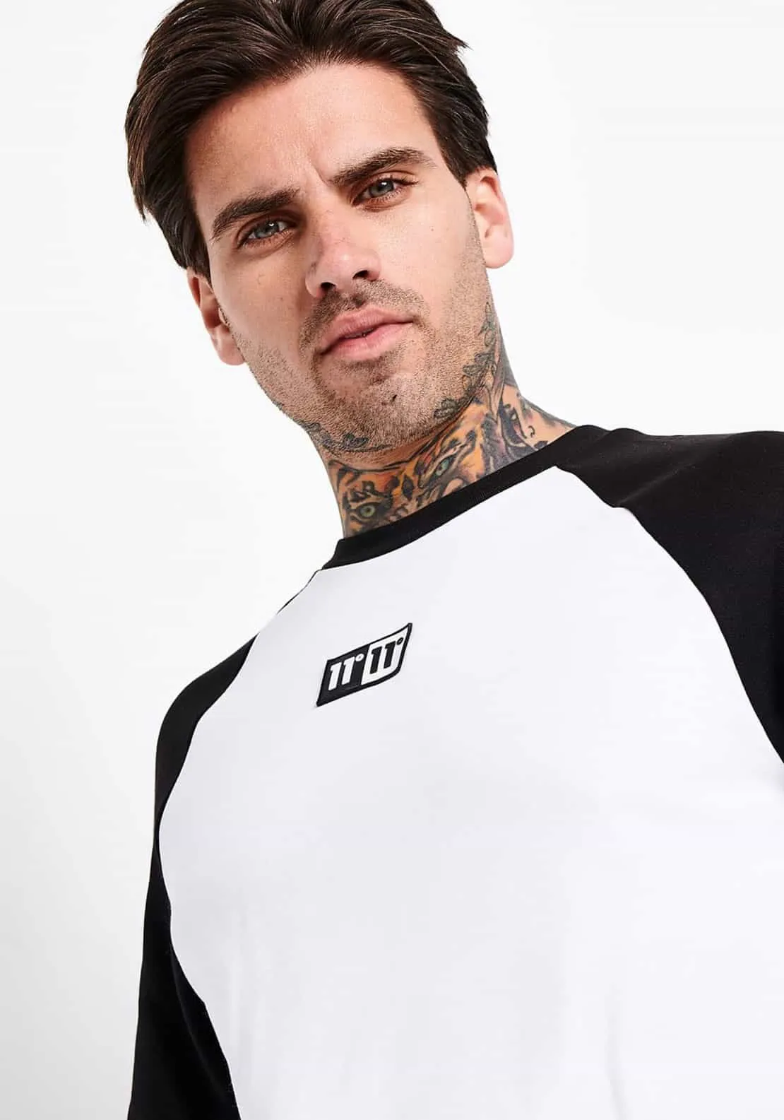 11 Degrees Onyx Crew Neck Sweater, White & Black