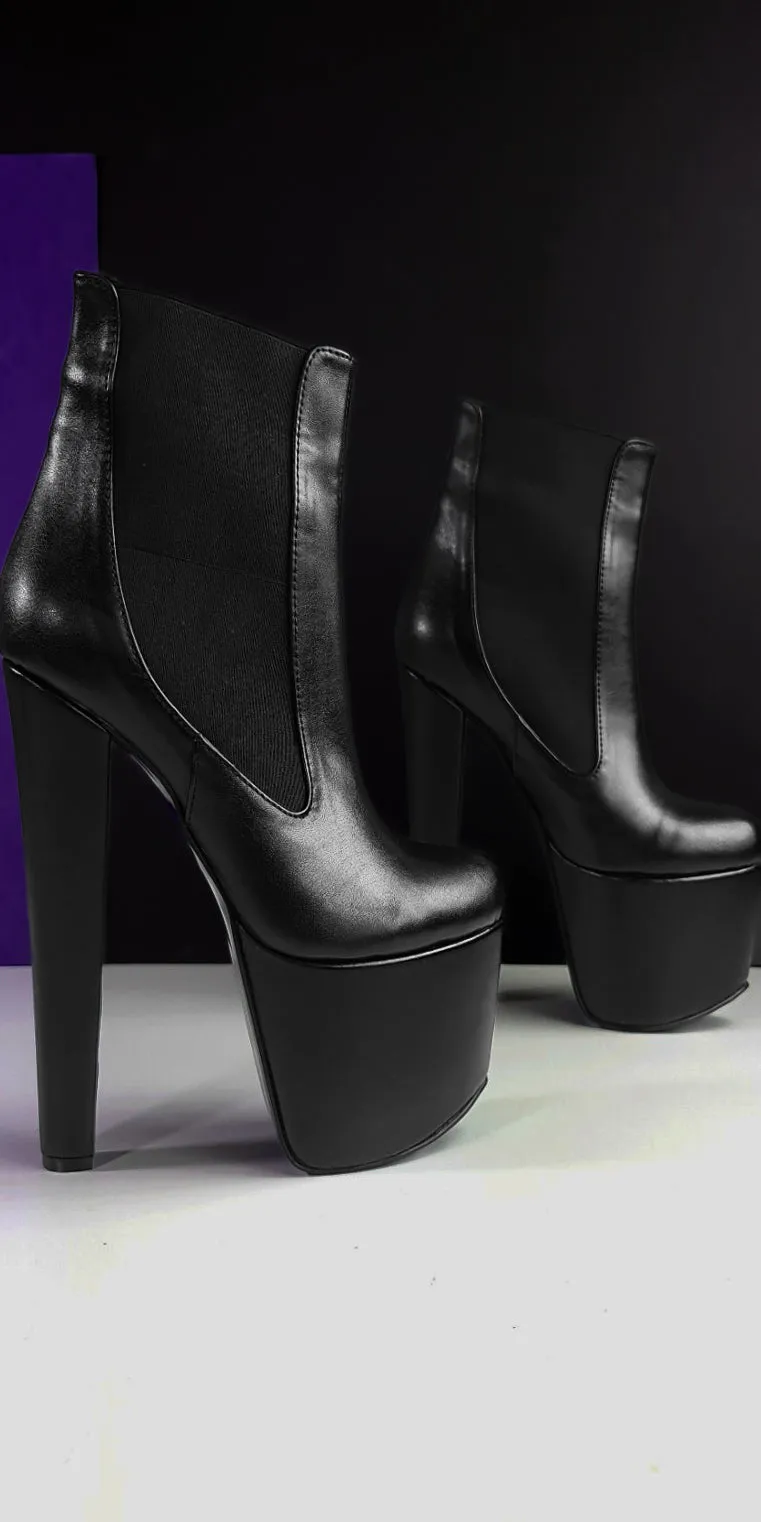 Black Side Detail Ankle Cut Chunky High Heels