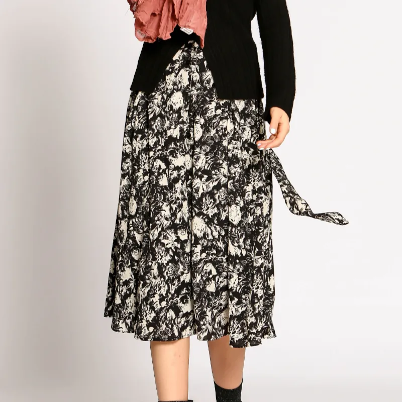 Dada Skirt (Black/White)