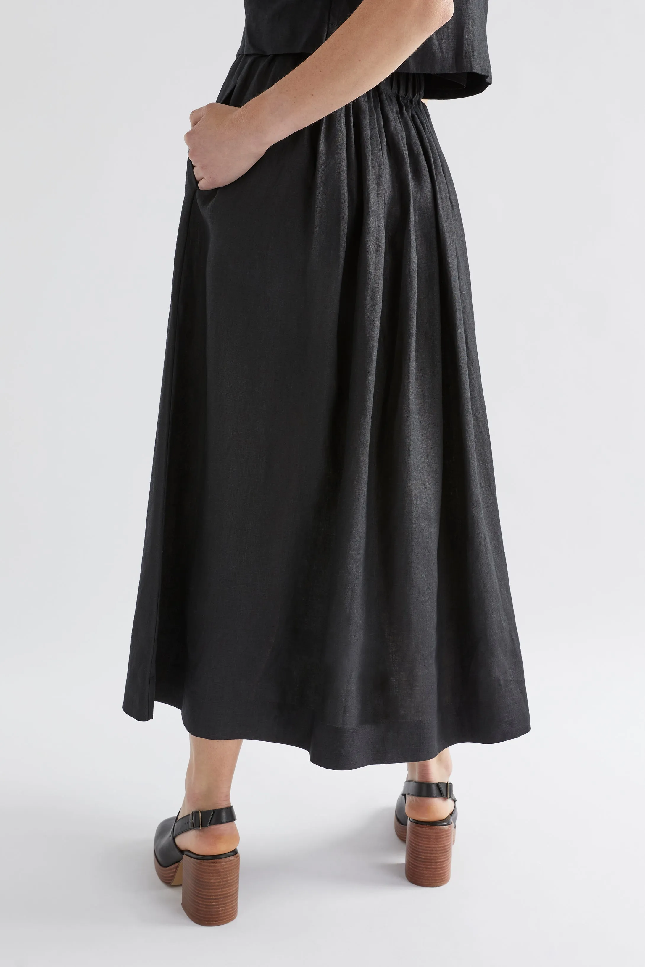 Elev Linen Skirt