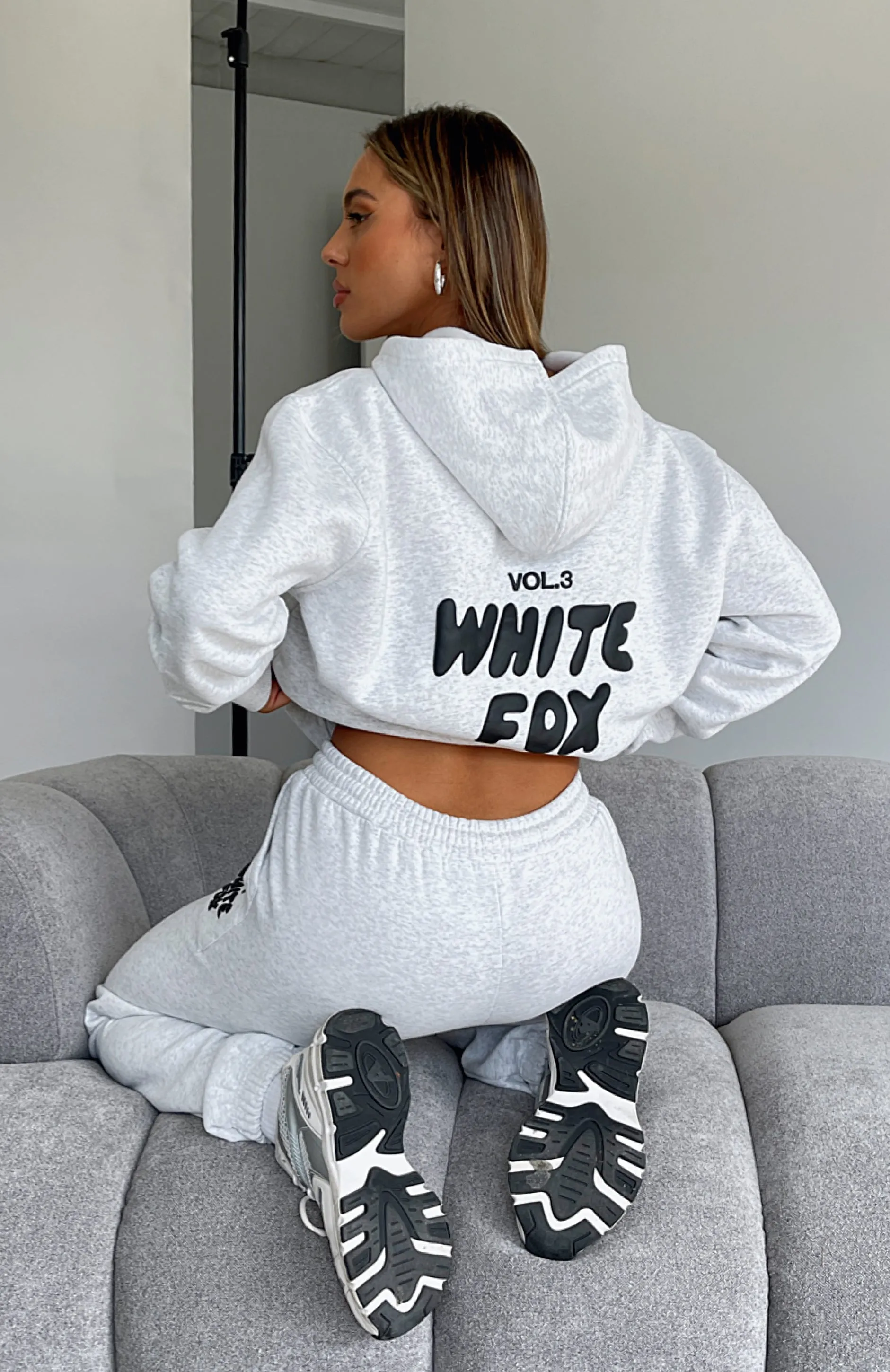 Sure! Here’s an optimized title for the product:

Mens Offstage Frosted Hoodie - Stylish and Comfortable Casual Sweater 

Feel free to modify any specific attributes youd like included!