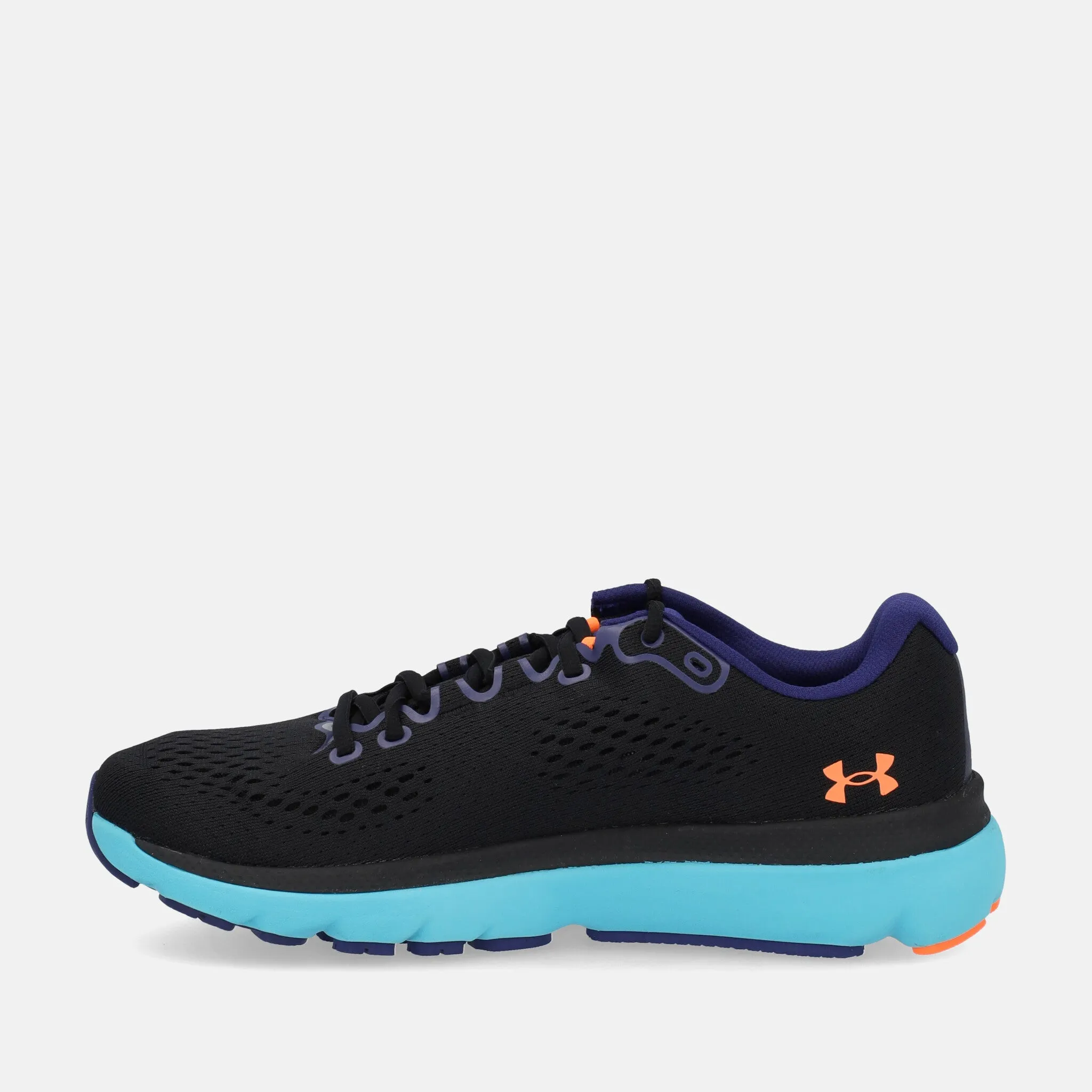 UNDER ARMOUR HOVR INFINITE 4